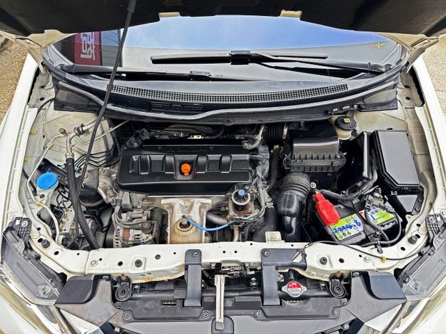 想找一台耐用省油、操控穩定的經典日系房車？｜1.8 動力順順開～底盤扎實好上手～空間實用、通勤長途都合適～經典不敗款  第10張相片