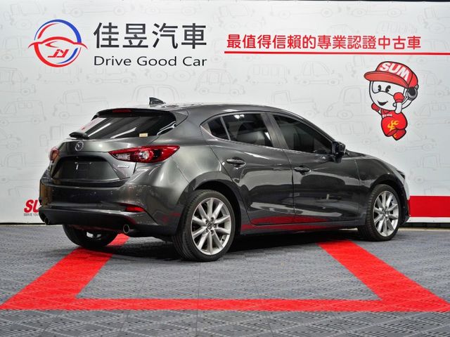 想找一台性能操控兼具的好車?｜2.0尊榮進化版~認證車原鈑件~LED頭燈+專用安卓機+自動上掀式抬頭顯示~快來電預約~  第5張相片
