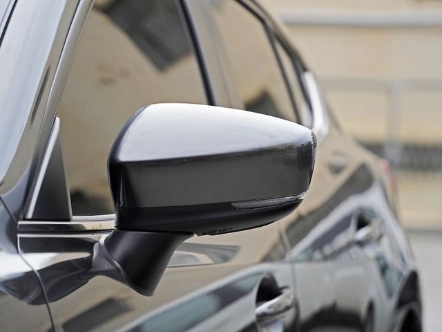 想找一台性能操控兼具的好車?｜2.0尊榮進化版~認證車原鈑件~LED頭燈+專用安卓機+自動上掀式抬頭顯示~快來電預約~  第11張相片