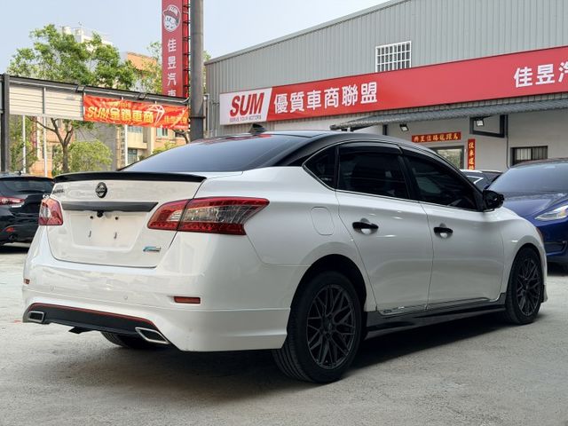想找一台外型更帥、帶點改裝風格的個性房車？｜外觀小改更有型～視覺更年輕動感～不再是一般代步車～上路就是吸睛焦點  第9張相片