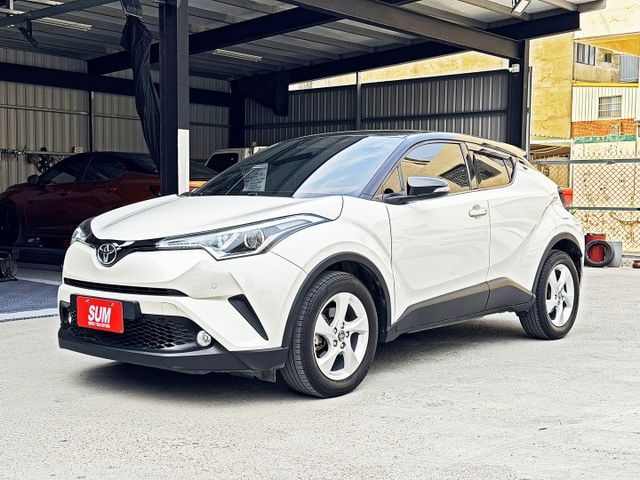 想找一台外型前衛、操控俐落的都會跨界？｜設計感強烈不撞車～車身靈活好停車～原廠影音螢幕+定速巡航~  第6張相片