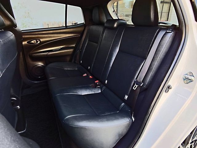 想找一台可靠的小車?｜最美白色系~豪華版超搶手認證小車~歡迎試乘~快來電預約~  第13張相片
