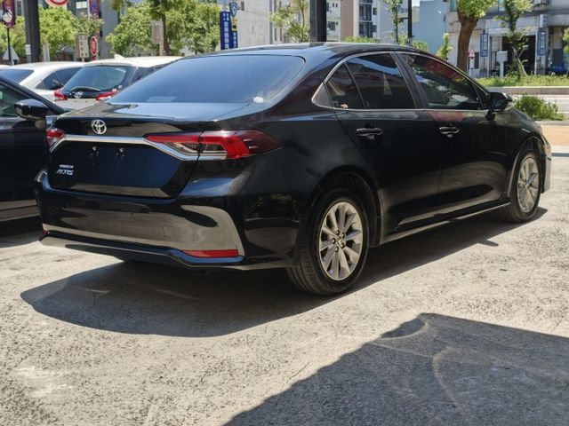 想找一台省油耐開好車嗎 2020年ALTIS里程四萬公里 車況佳好開好養 通勤代步首選 歡迎預約賞車  第5張相片