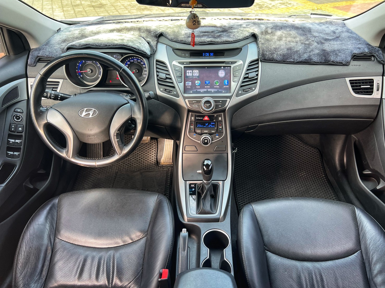 2015年ELANTRA 1.8 EX版  第7張相片