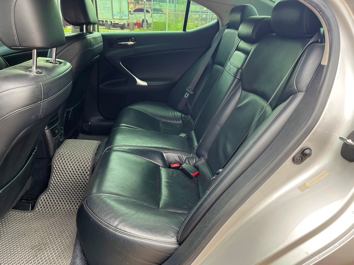 2008年LEXUS IS250頂規  第7張相片