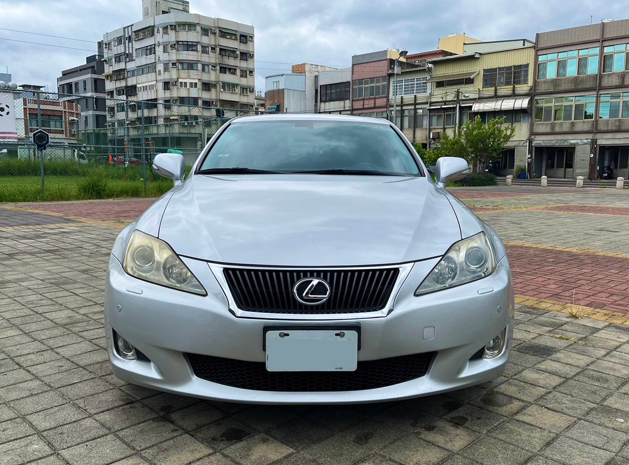 2008年LEXUS IS250頂規  第9張相片