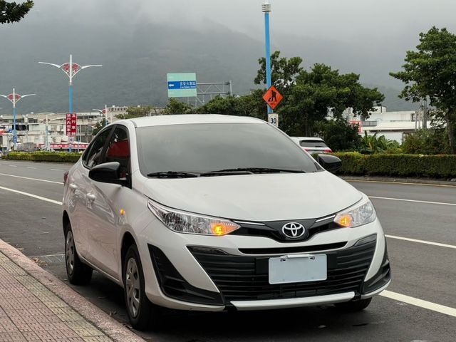 原廠保固中 可認證 里程低 新古車  第8張相片