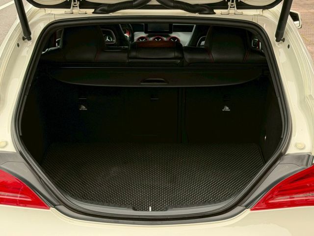 CLA-CLASS SHOOTING BRAKE  第8張相片