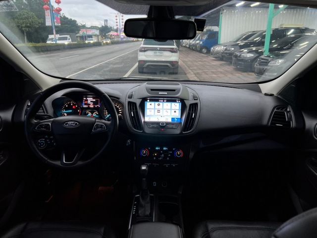 KUGA  第3張相片