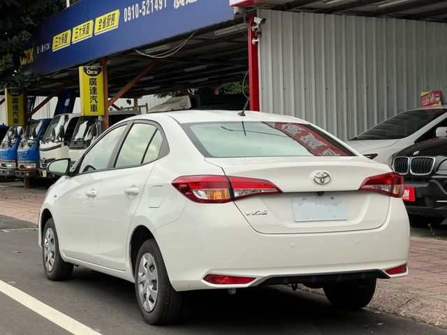 原廠保固中 可認證 里程低 新古車  第2張相片