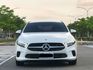 里程極低 內外氣氛佳 四門A200 有免鑰匙 CarPlay 定速巡航 倒車顯影 LED頭燈  第2張縮圖