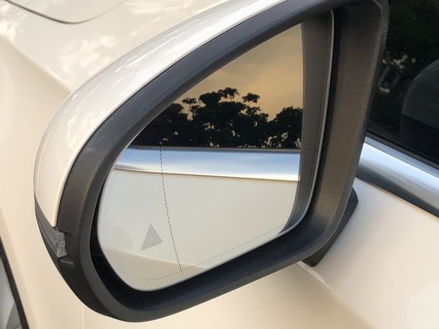 里程極低 內外氣氛佳 四門A200 有免鑰匙 CarPlay 定速巡航 倒車顯影 LED頭燈  第13張相片