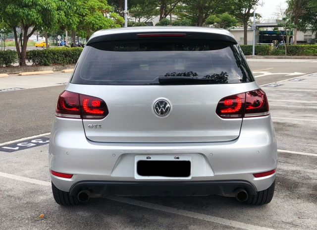 年輕入門性能車 加速有力又好開 僅跑12萬 一手車 稀少無改裝 配備齊全  第5張相片