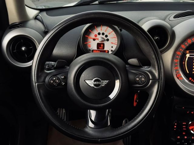 經典MINI S版 184匹大馬力 配備多 內裝氣氛佳 免40萬即可入手  第7張相片