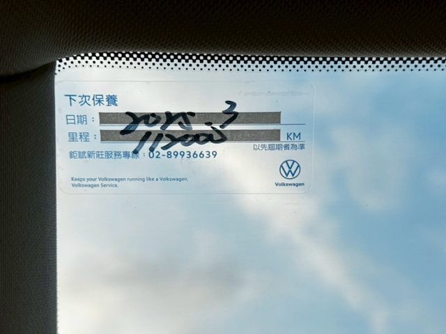 原鈑件 / 原廠保養 / 定速巡航 / 雙區恆溫 / IKEY  第17張相片