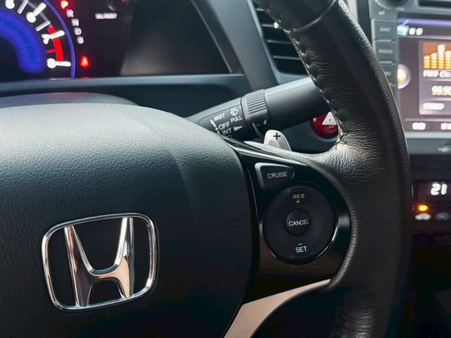 VTi-S 定速 倒車顯影 換檔撥片 導航 藍芽 電動天窗 恆溫 HID頭燈  第8張相片