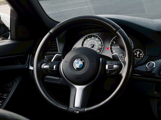 M-SPORT版 / 極品車況 / 配備佳 / 鍊條去年剛更新  第5張相片