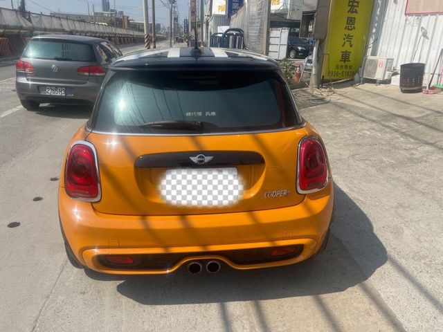 市場稀有新入庫 / 一手女用車 / 原鈑件 / 低里程  第3張相片