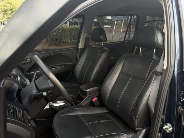 2.4 旗艦型 / 僅跑11萬 / 全車原鈑件 / 可保固  第3張相片