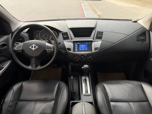 2.4 旗艦型 / 僅跑11萬 / 全車原鈑件 / 可保固  第5張相片