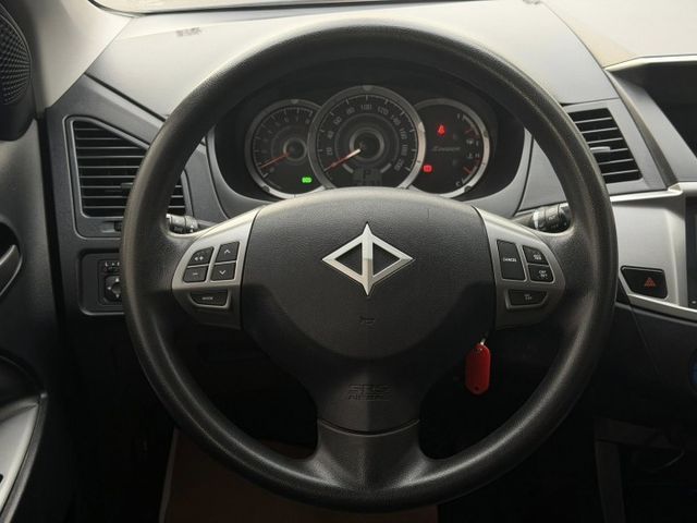 2.4 旗艦型 / 僅跑11萬 / 全車原鈑件 / 可保固  第6張相片