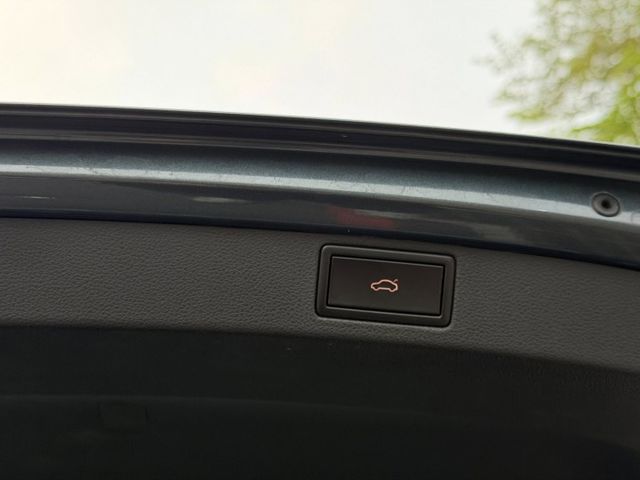 1.0 TSI 動能版 / 實跑9萬 / 車況佳 / 配備好  第12張相片