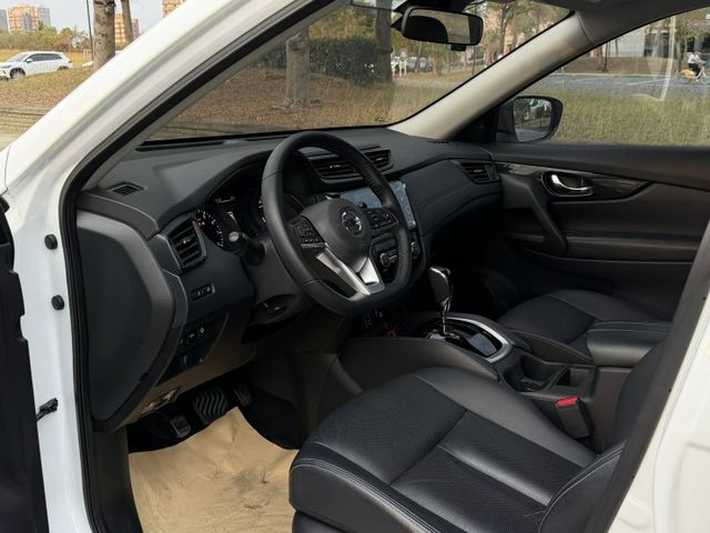 全車原鈑件 / ACC跟車 / AEB / 車道偏離 / 環景系統  第3張相片