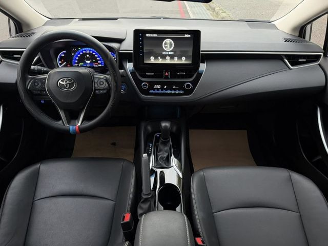 全車原鈑件 / 油電旗艦版 / HUD抬頭顯示器 / 盲點偵測 / 電動座椅 / ACC跟車  第6張相片