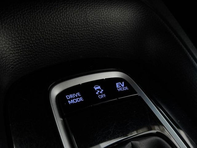 全車原鈑件 / 油電旗艦版 / HUD抬頭顯示器 / 盲點偵測 / 電動座椅 / ACC跟車  第10張相片