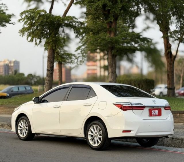 雅緻版 / 僅跑9萬 / 適合剛出社會的年輕人代步  第2張相片