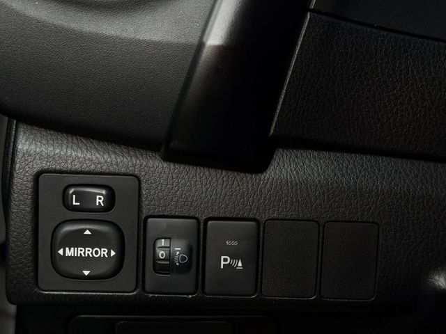 雅緻版 / 僅跑9萬 / 適合剛出社會的年輕人代步  第8張相片