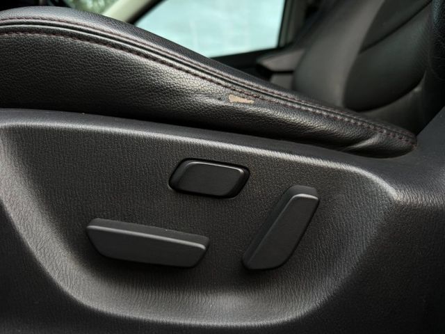 4輪傳動 / 僅跑9萬 / 原廠保養 / 配備好  第4張相片