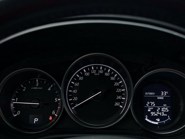 4輪傳動 / 僅跑9萬 / 原廠保養 / 配備好  第8張相片