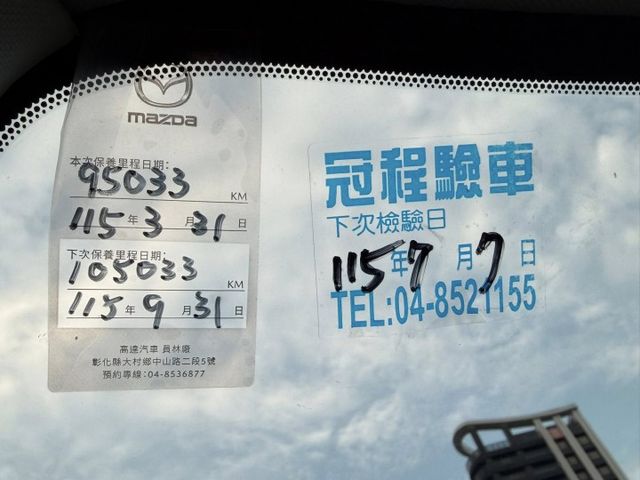 4輪傳動 / 僅跑9萬 / 原廠保養 / 配備好  第15張相片