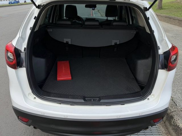 4輪傳動 / 僅跑9萬 / 原廠保養 / 配備好  第16張相片