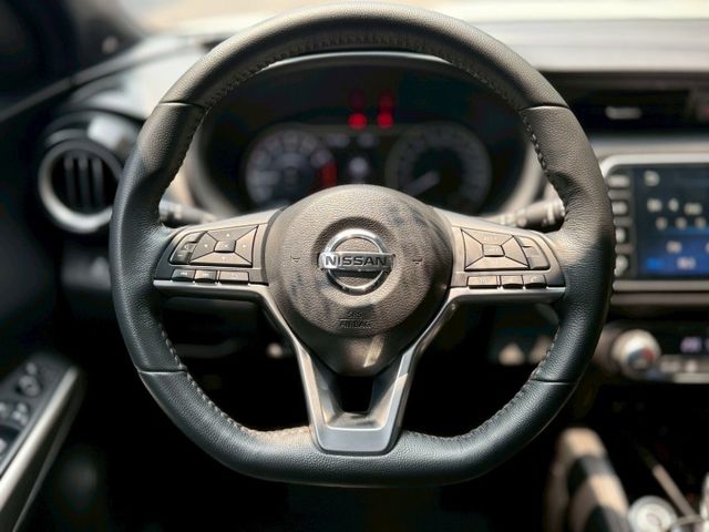 KICKS  第6張相片