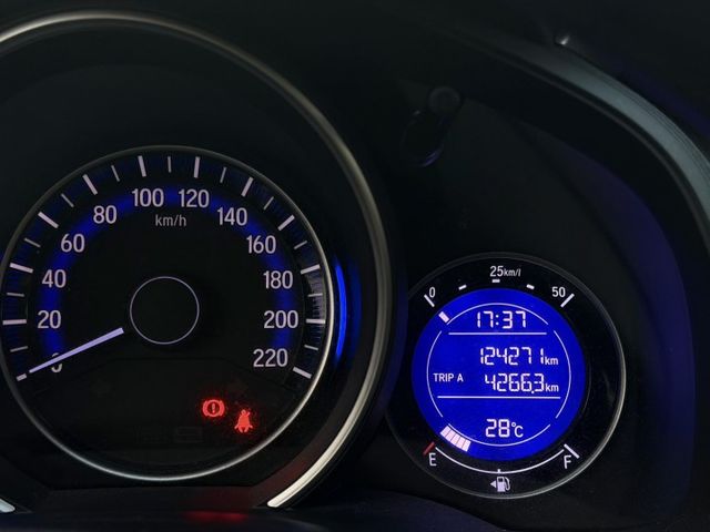 1.5 S版 / 優質代步小車 / 僅跑12萬 / 車況佳 / 可保固  第7張相片