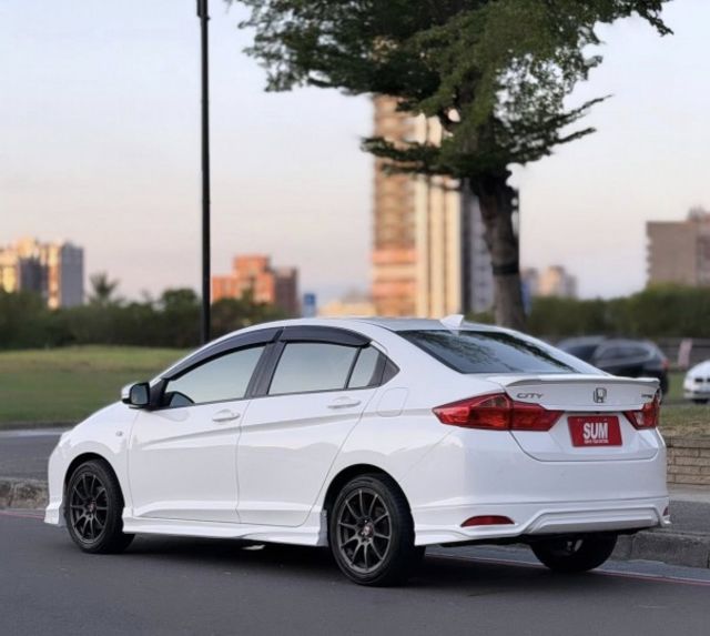 VTI / 全車原鈑件 / 可保固 / 外觀全新烤漆 / 優質代步車  第2張相片