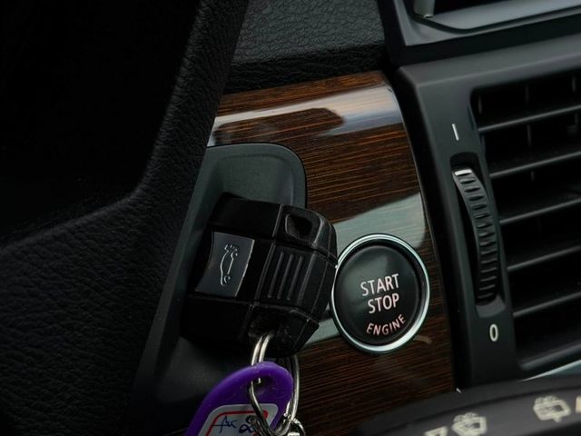 四輪傳動 / 3.0si / 車況佳 / 輕鬆入主德系休旅車  第9張相片