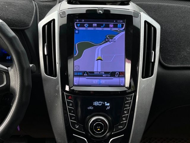 1.8時尚型 / 車況佳 / 優質代步休旅車 / 加裝安卓機 / 可保固一年兩萬公里  第7張相片