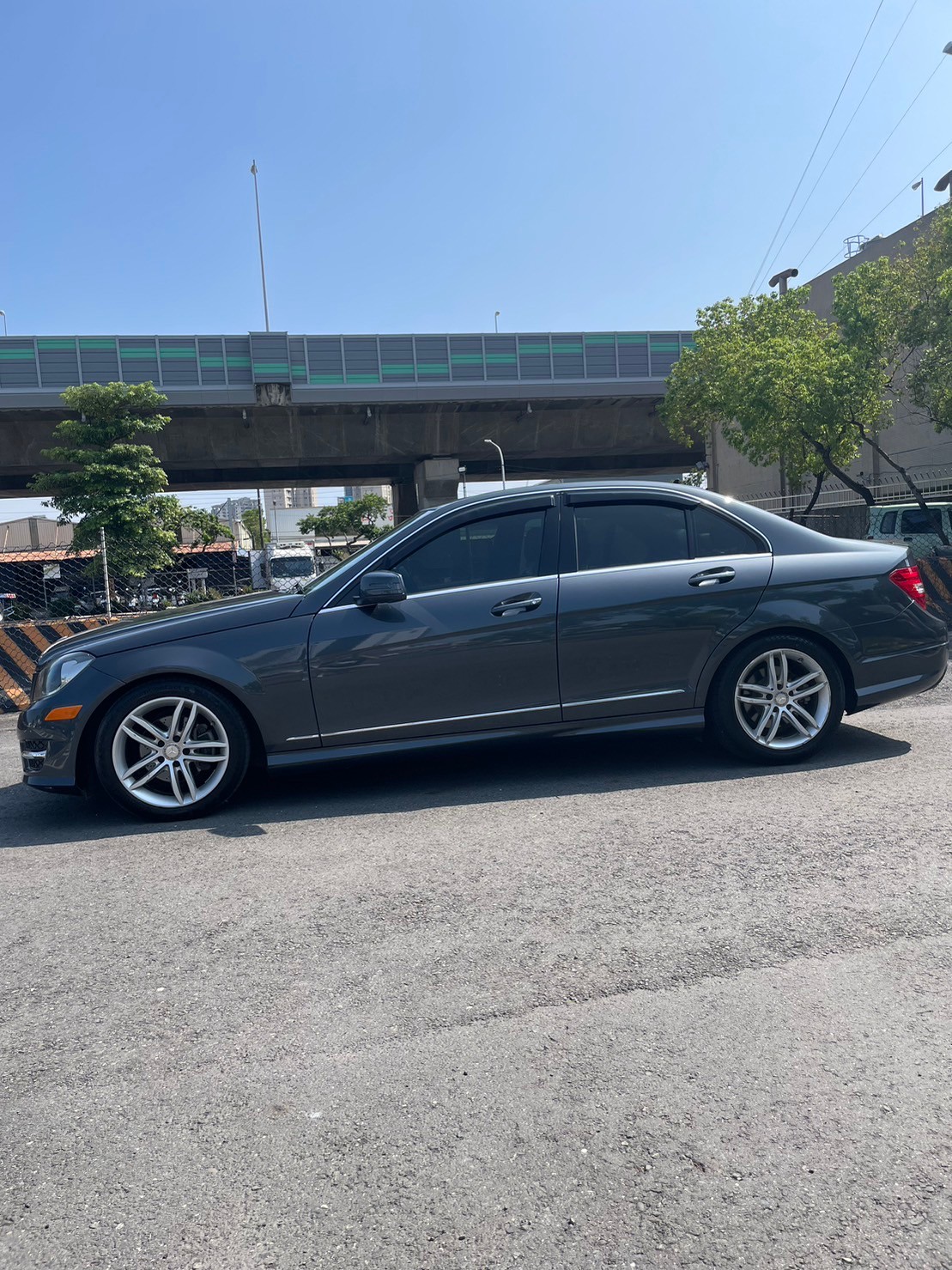 宏駿車業Line:@551trakb ~~~實車.實圖.實價  第7張相片