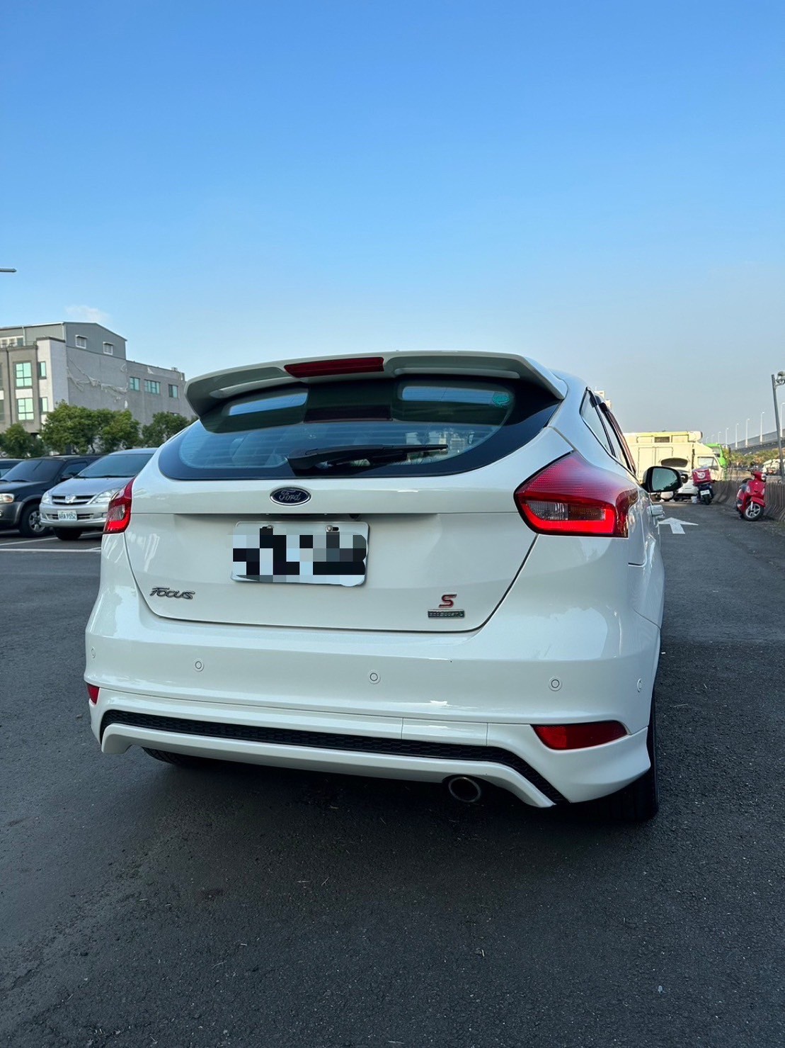 宏駿車業Line:@551trakb~~~實車.實圖.實價  第3張相片