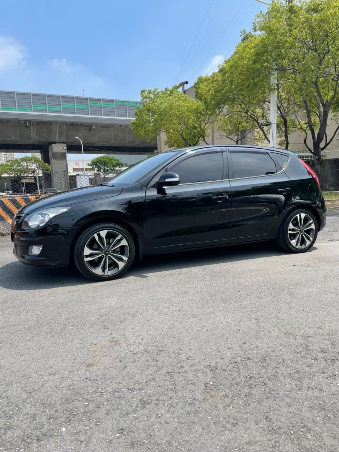 宏駿車業Line:@551trakb~~~實車.實圖.實價  第5張相片
