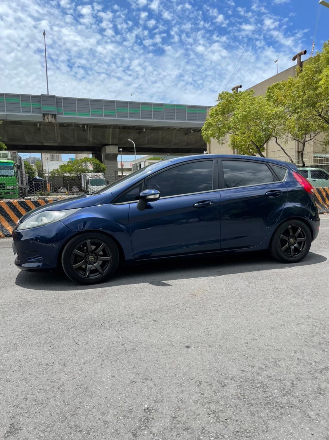 宏駿車業Line:@551trakb~~~實車.實圖.實價  第4張相片