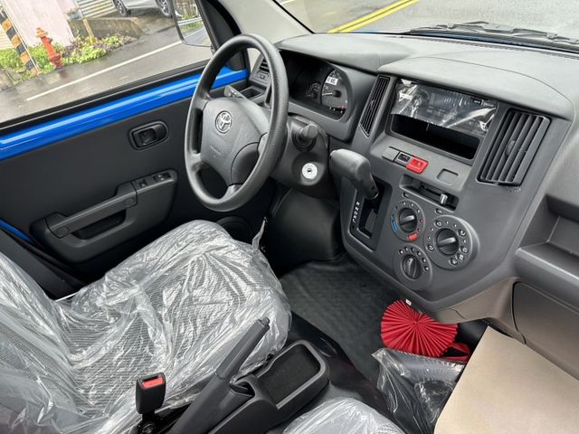 2023年Town Ace 藍色 自排 全新領牌車  第6張相片