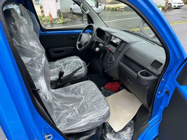 2023年Town Ace 藍色 自排 全新領牌車  第7張相片