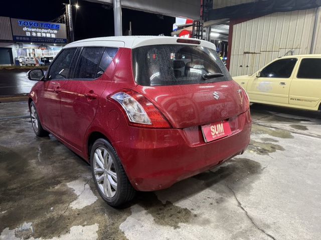 2014 Suzuki Swift 1.2L 紅色  認證車 僅跑11萬 不用出價 就能很便宜  第5張相片
