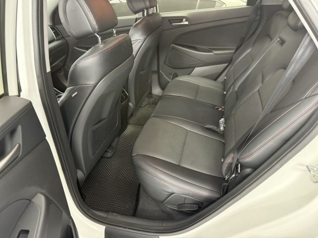 2018年 Tucson 1.6汽油 白色 Turbo渦輪增壓  認證車 不用在比價 全網最便宜  第9張相片