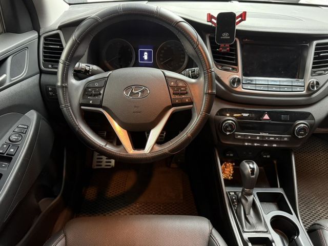 2018年 Tucson 1.6汽油 白色 Turbo渦輪增壓  認證車 不用在比價 全網最便宜  第11張相片