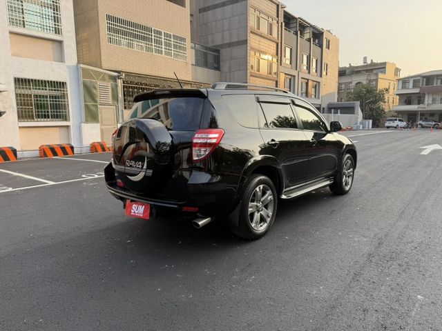 2008 Toyota RAV4 2.4 G 尊貴型 黑色 認證車 僅跑7萬9千公里 稀有低里程 不要再錯過了  第6張相片